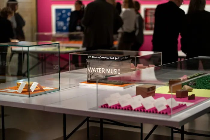 Ausstellungsansicht "Fluxuriös!"